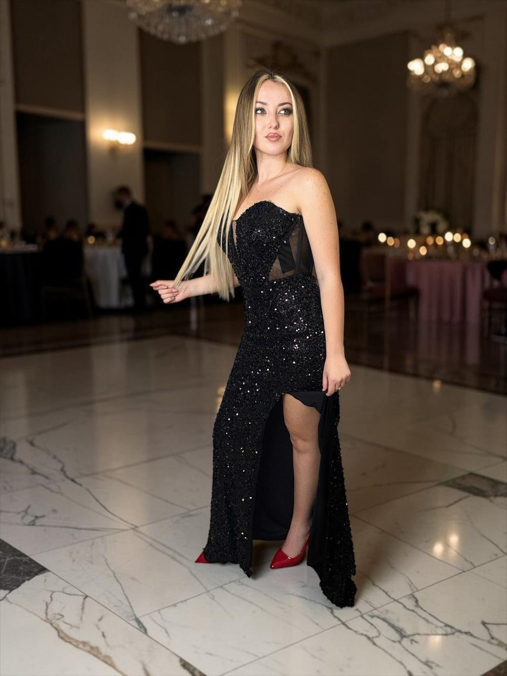 Glow party dress