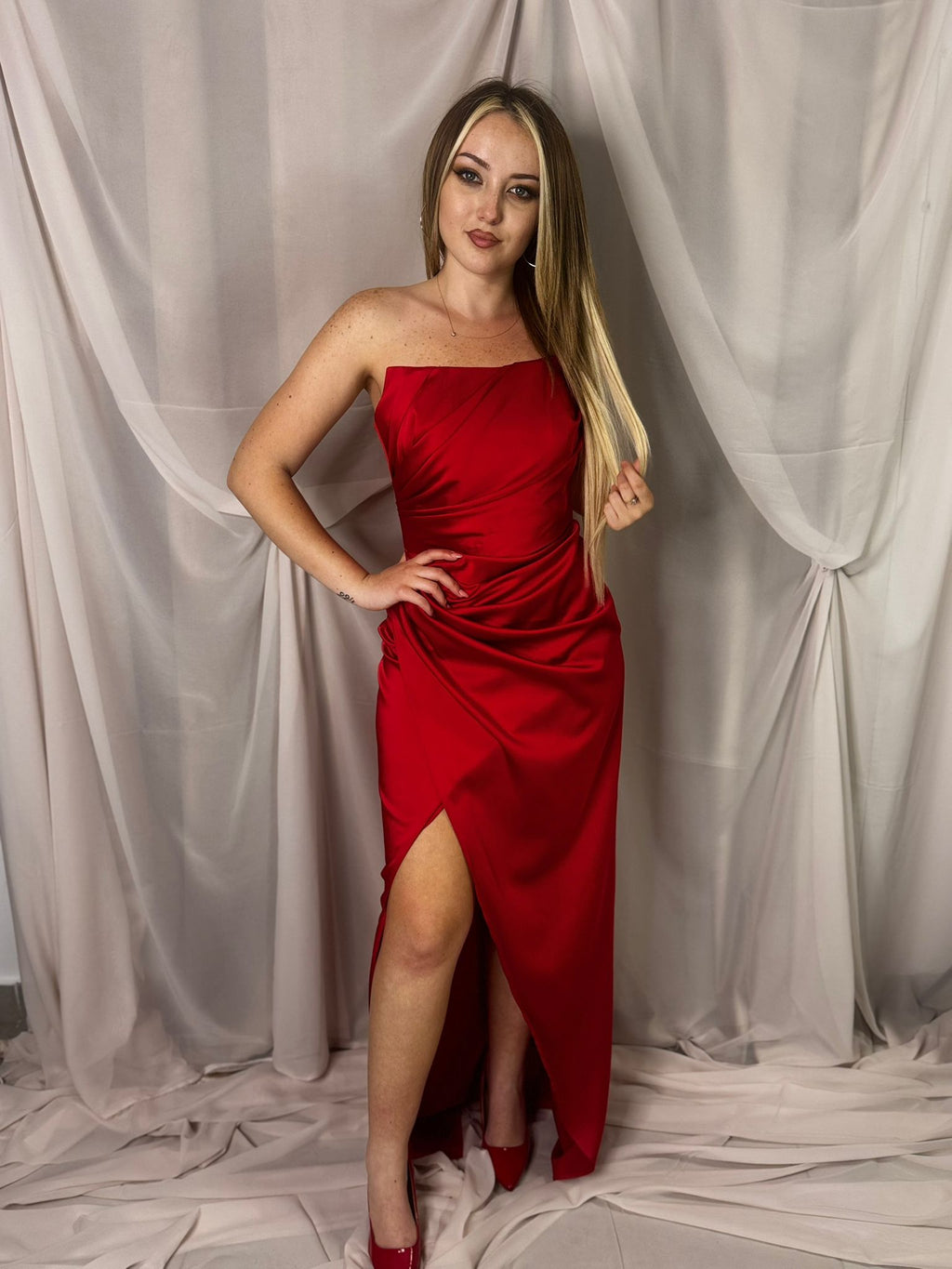 All eyes on red