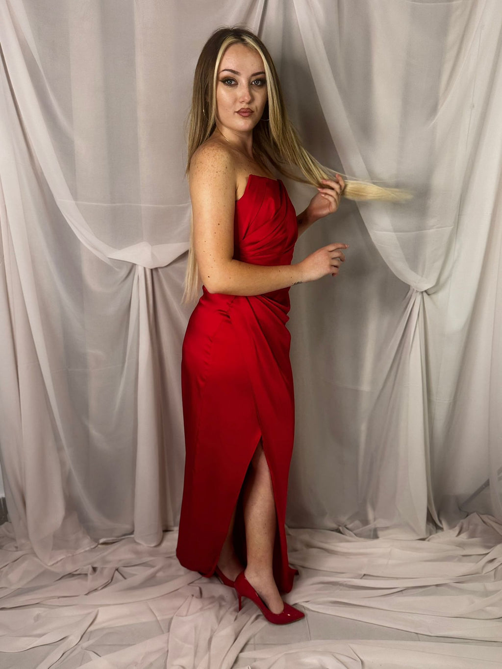 All eyes on red