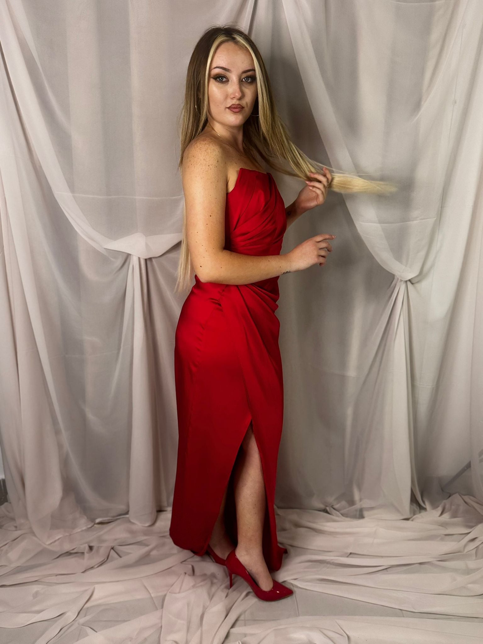All eyes on red